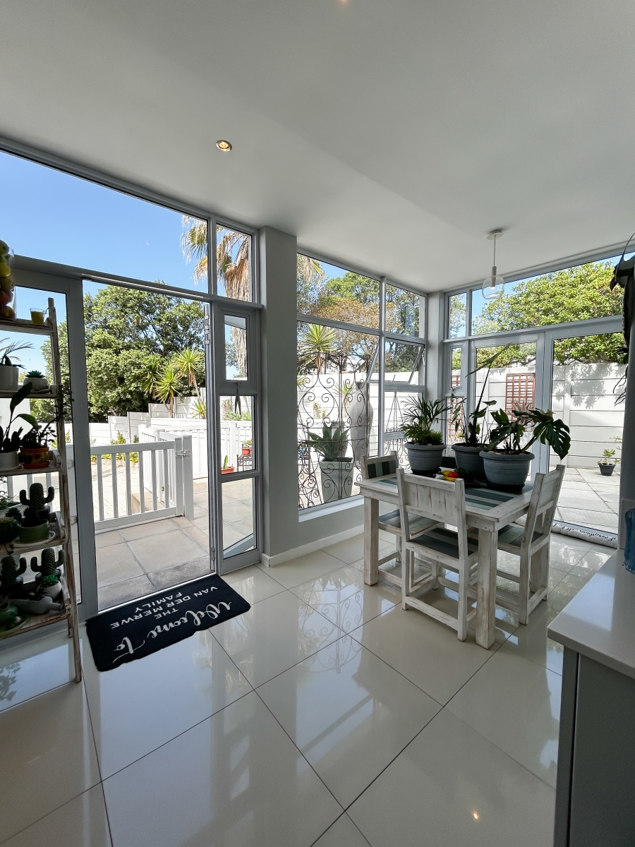 5 Bedroom Property for Sale in Van Riebeeckstrand Western Cape